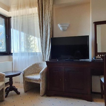 Apartament 2706 Alpin Resort, Etaj 7, โปยานาบราซอฟ ภายนอก รูปภาพ