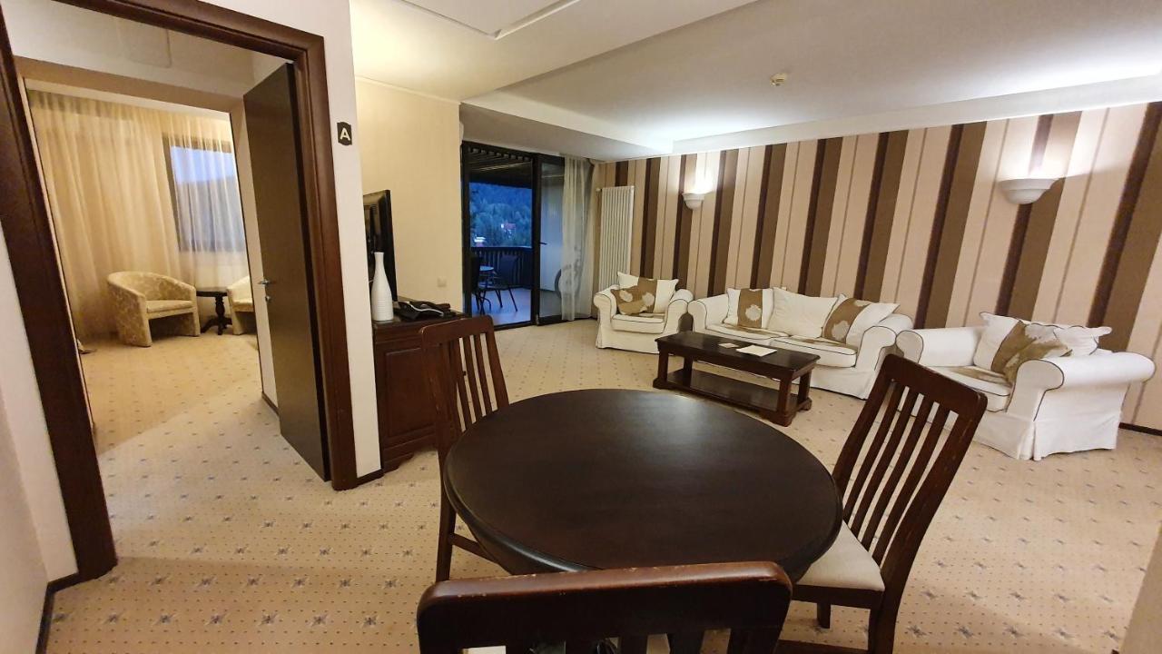 Apartament 2706 Alpin Resort, Etaj 7, โปยานาบราซอฟ ภายนอก รูปภาพ
