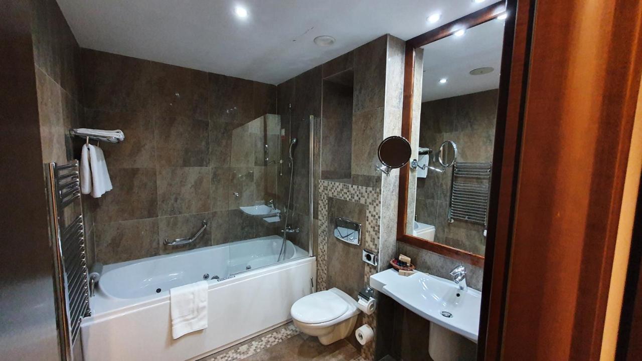 Apartament 2706 Alpin Resort, Etaj 7, โปยานาบราซอฟ ภายนอก รูปภาพ