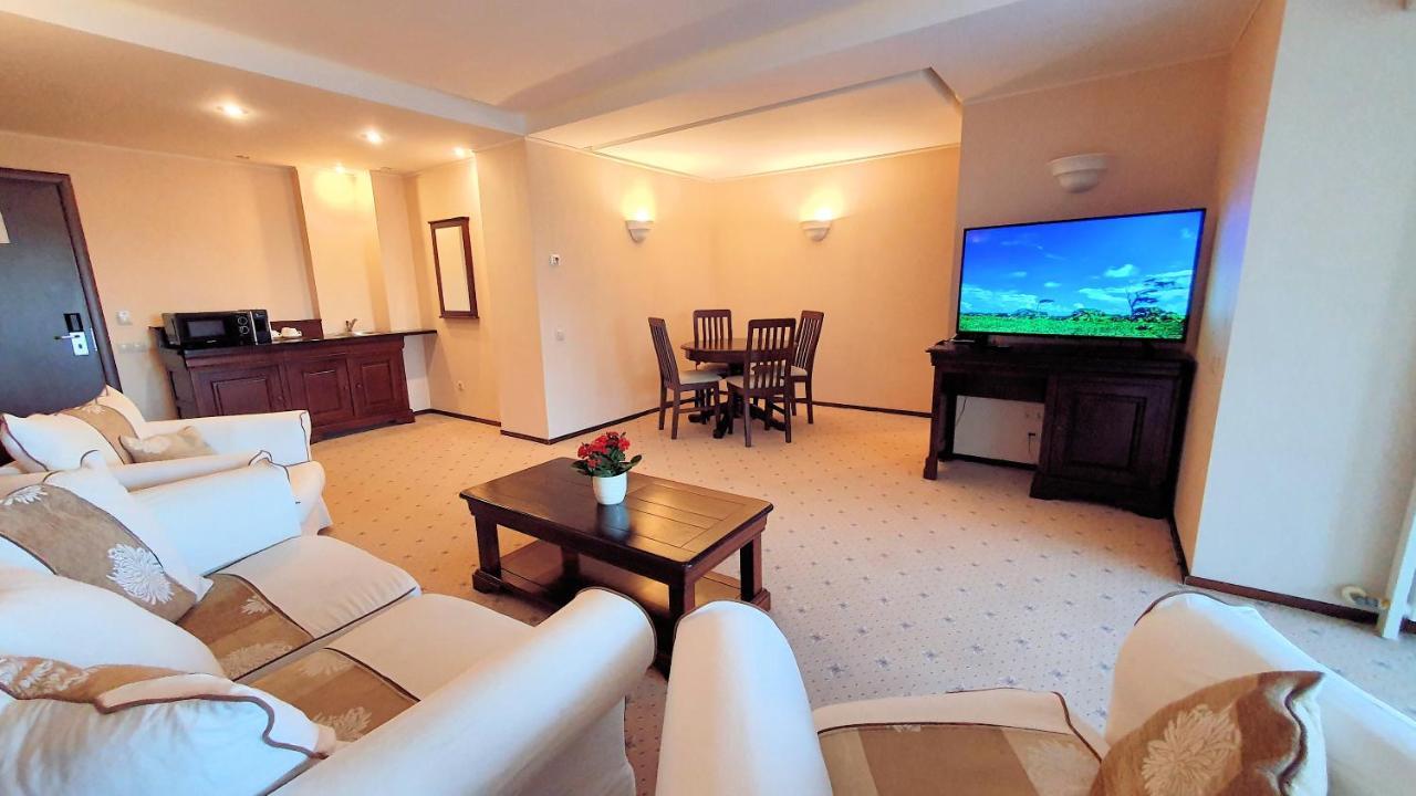 Apartament 2706 Alpin Resort, Etaj 7, โปยานาบราซอฟ ภายนอก รูปภาพ
